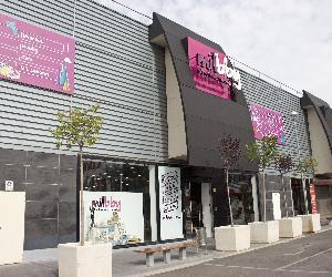 https://static.comunicae.com/photos/notas/1189462/1505151531_tienda_milbby_exterior_comunicae.jpg