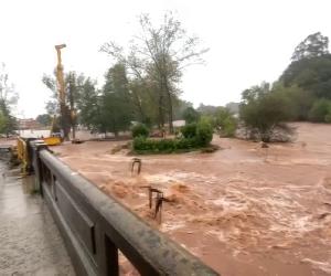 https://static.eldiariomontanes.es/www/multimedia/201910/23/media/cortadas/inundaciones-villanueva-pena-6097032902001-20191023123556-vi.jpg