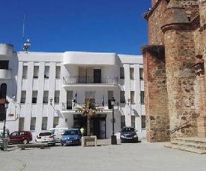 https://static.hoy.es/www/multimedia/201710/20/media/cortadas/talarrubias-kgmB-U401076375070nBH-624x385@Hoy.jpg
