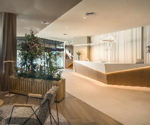https://static.hosteltur.com/app/public/uploads/img/articles/2024/05/16/L_125700_hesperia-world-invierte-3-m-en-la-renovacion-de-dos-hoteles-en-barcelona.jpg
