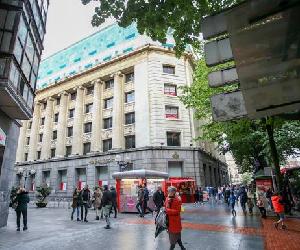 https://static1.elcorreo.com/www/multimedia/201804/30/media/cortadas/banco-santander-kKCI-U501775714963XDH-624x385@El%20Correo.jpg