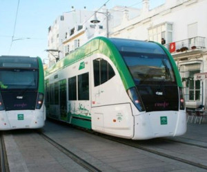 https://static1.lavozdigital.es/media/provincia/2019/11/13/v/tranvia-bahia-cadiz-k69C--1200x630@abc.jpg