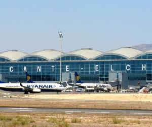 https://static2.abc.es/media/espana/2018/04/16/aeropuerto-alicante-elche-kV2D--620x349@abc.jpg