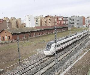 https://static2.elnortedecastilla.es/www/multimedia/201905/27/media/cortadas/ferrocarril-kV0C-U80317981208QQC-624x385@El%20Norte.jpg