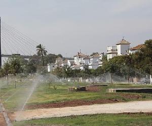 https://static3-sevilla.abc.es/Media/201309/23/parque-guadaira-obras--644x362.jpg