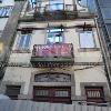 Edifício de habitação na rua Álvares Cabral - Porto